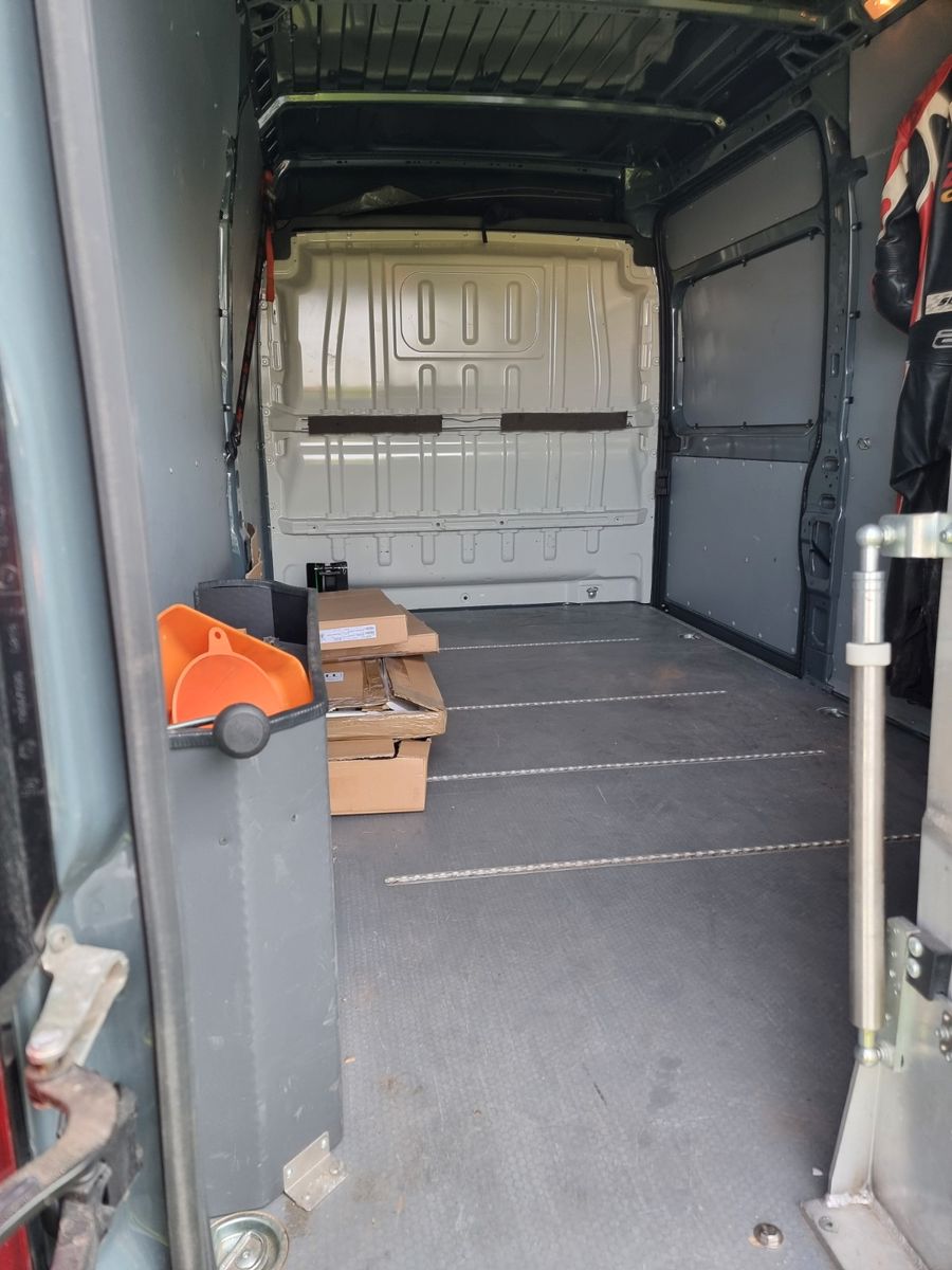 Fahrzeugabbildung Fiat Ducato Grossr.-Kasten 35 140 L3H2 Inz/Tausch mög