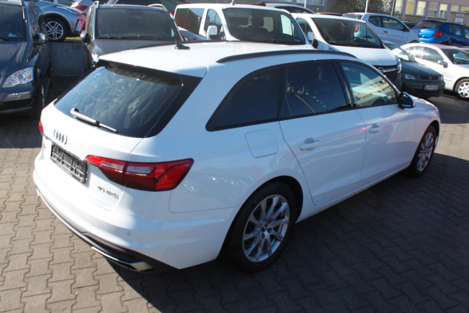 Audi A4 Avant 40 TFSI CarPlay Kamera