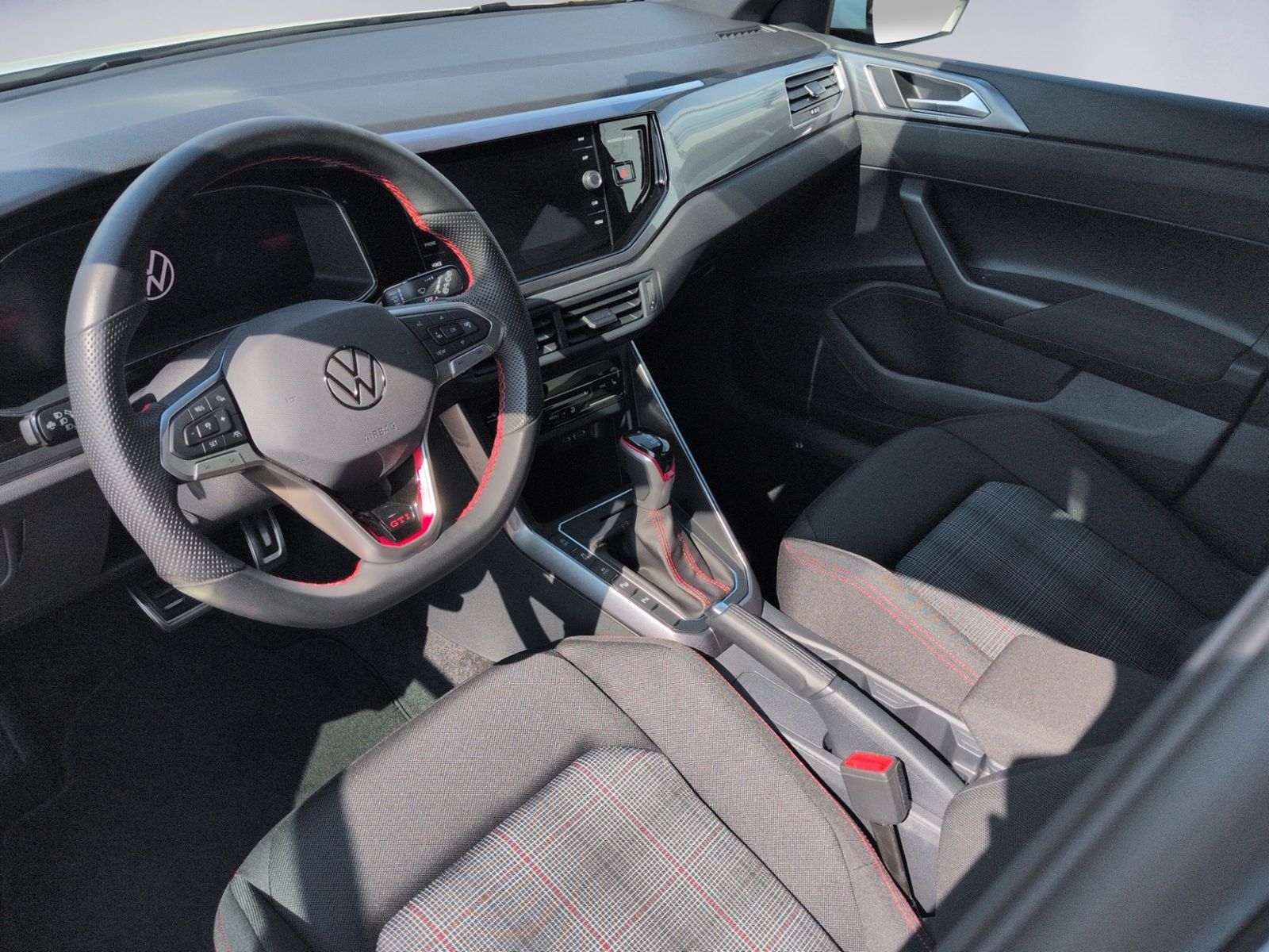 Polo GTI 2.0 TSI DSG CLIMATRONIC+SHZ+LED