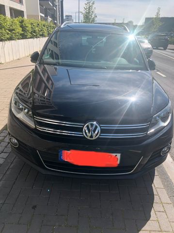 Volkswagen Tiguan 1.4 TSI 92 BMT LOUNGE Sport & Style L...