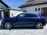 Audi Q8 50 TDI Quattro S-line HUD-Matrix-Pano-AHK - blaue Audi Q8