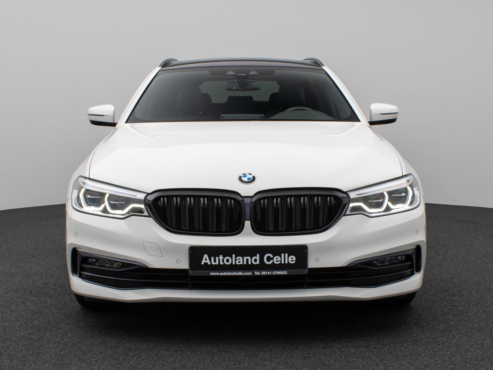 Fahrzeugabbildung BMW 520d Sport Line Kamera Panorama AHK HiFi Alarm