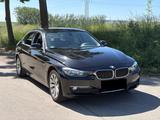 BMW 320d Luxury Line - ZF 8-Gang Steptronic 