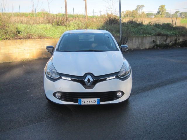 Renault Clio 1.2 75CV 5 porte Costume National