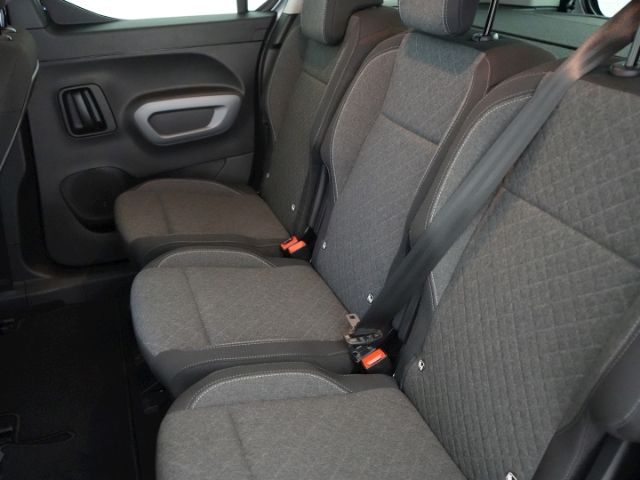 Combo E FACELIFT GS CDTI AT+RÜCKFAHRKAMERA+SCHIE