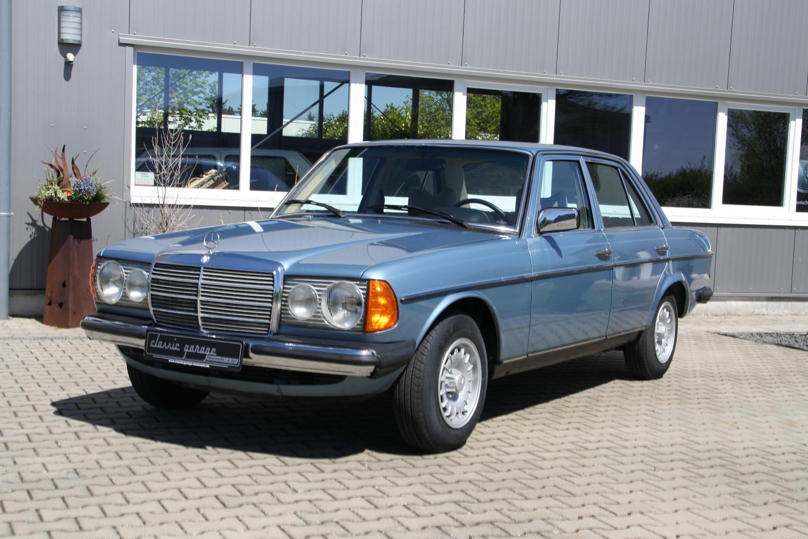 Mercedes-Benz 200 W123 * Frühes Modell * Sehr schön...