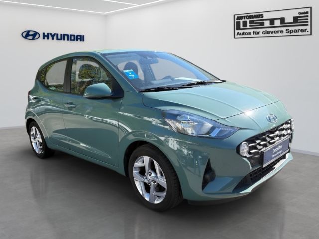 Fahrzeugabbildung Hyundai i10 Trend Navi,RFK,Sitzhzg,Alu,WKR Apple CarPlay