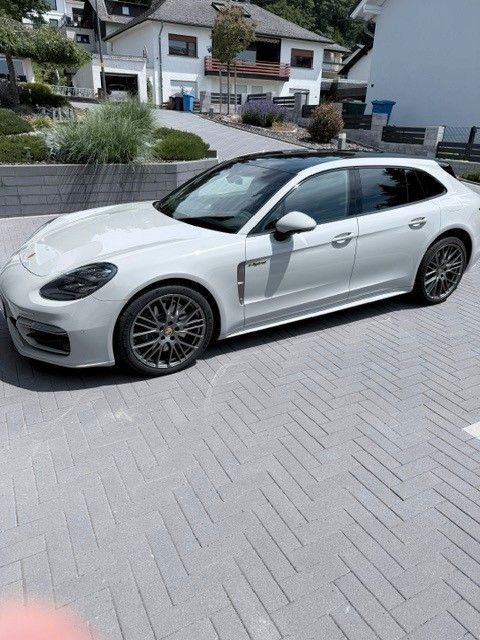 PORSCHE Panamera 4 E-Hybrid Sport Turismo Platinum E...