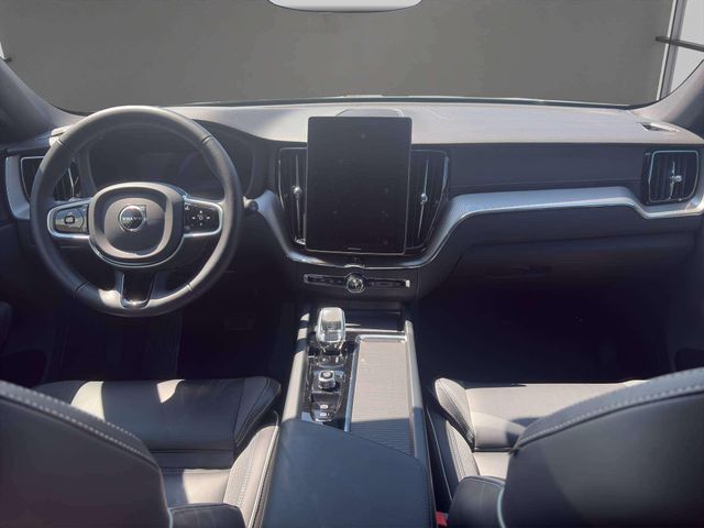 Volvo XC60 Ultra Black Edition AWD
