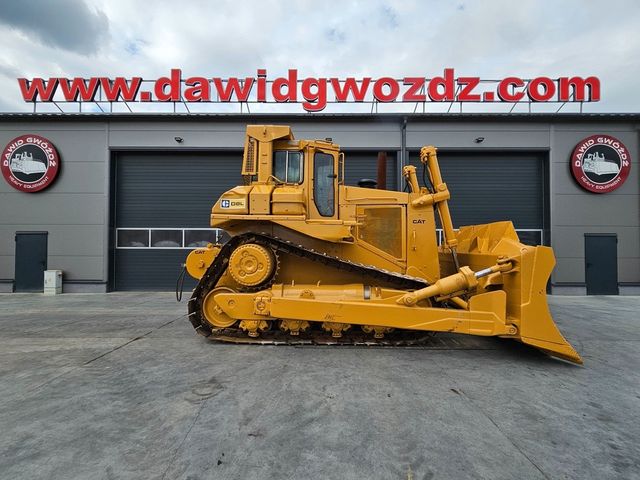 CAT D8L