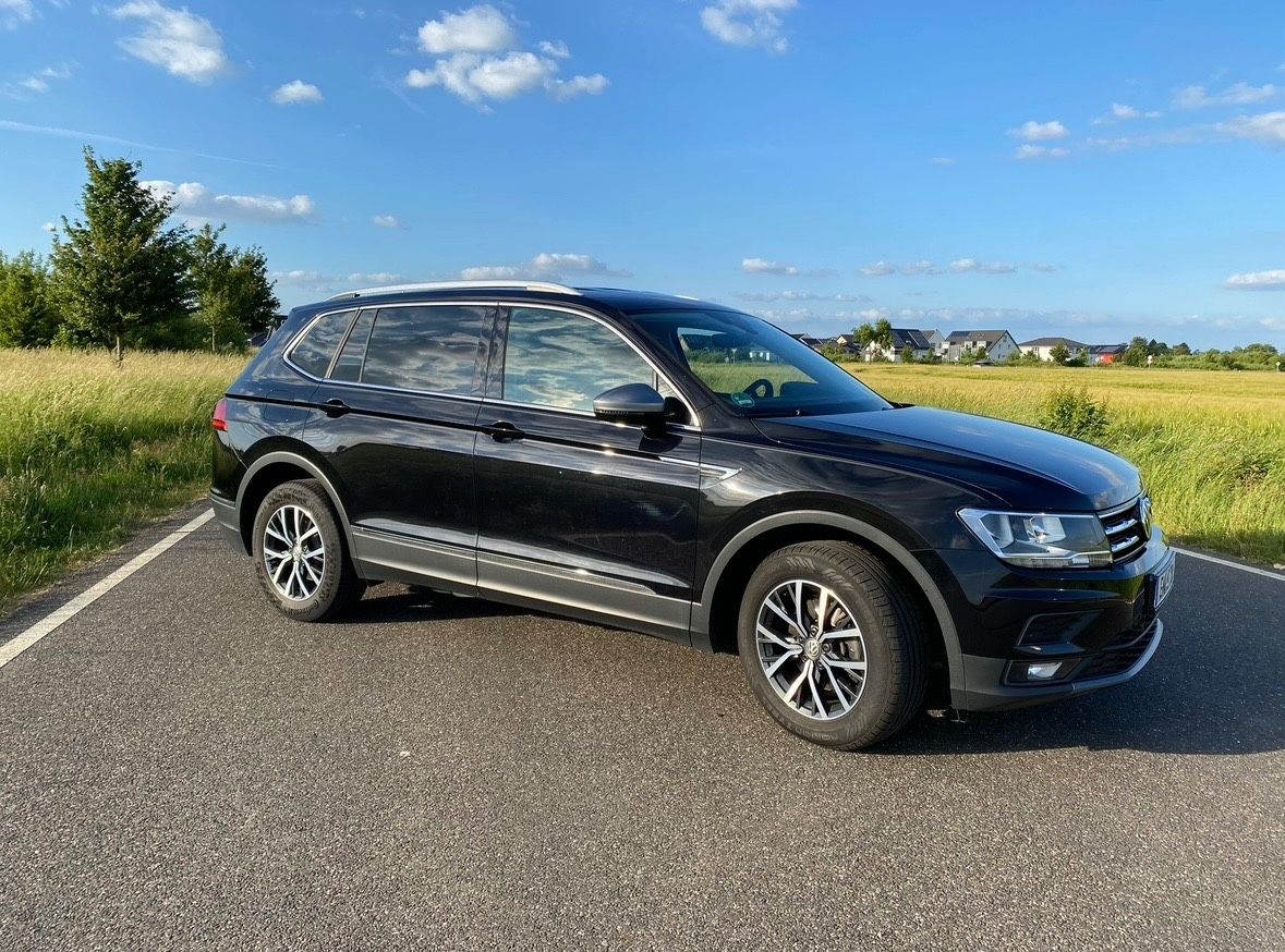 VW Tiguan Allspace 2.0 TDI - 7 Sitze - Spurhalte.