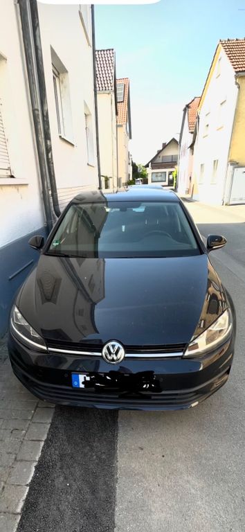 Image of Volkswagen Golf