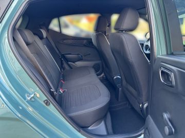 Hyundai i10 1.0 CONNECT & GO - NAVI - SOFORT