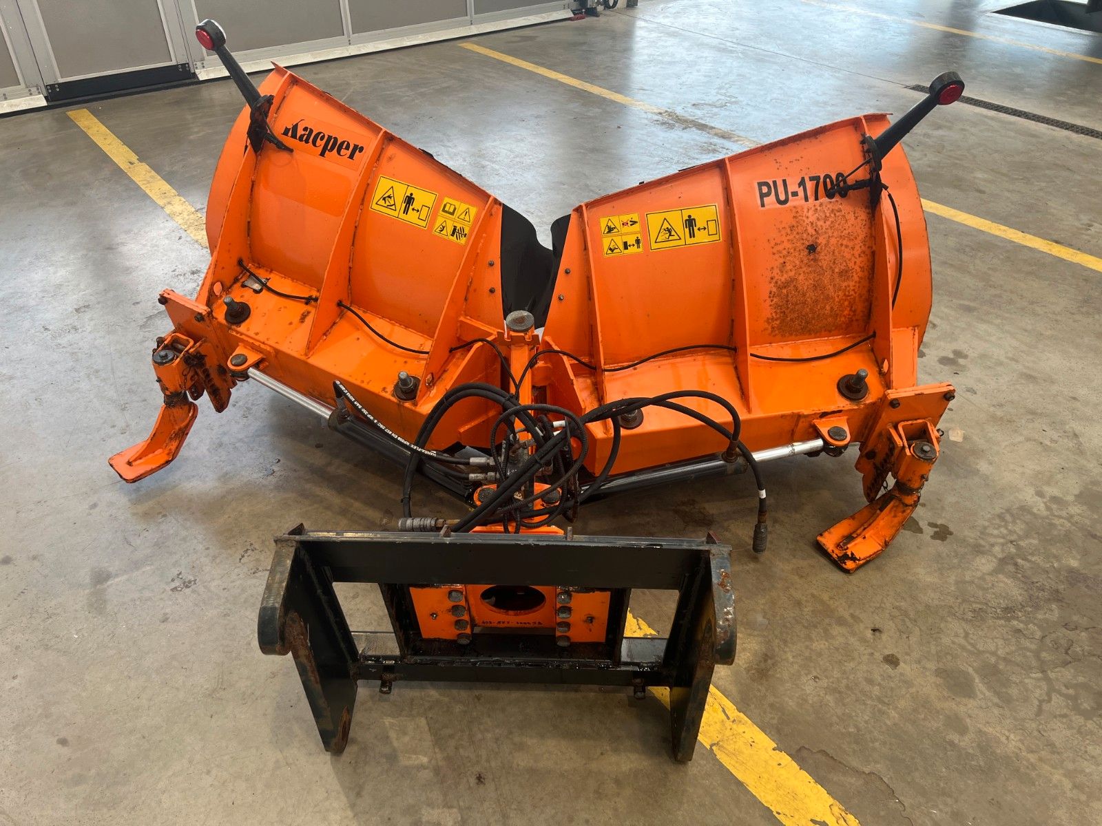 Fahrzeugabbildung Andere Pronar PU-1700 Schneeschild / 2011 / 1.930 mm