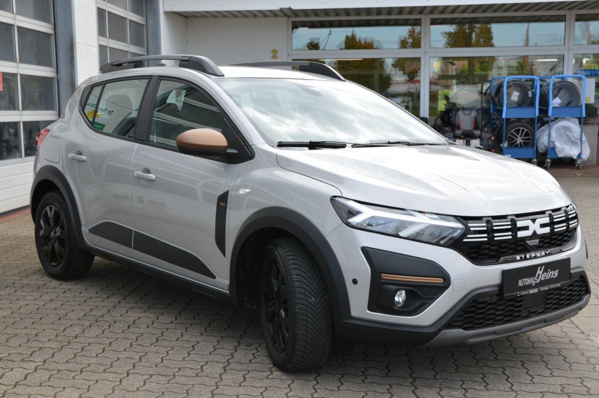 Fahrzeugabbildung Dacia Sandero III   Stepway Extreme+