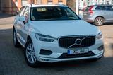 Volvo XC60 B4 AWD Diesel Momentum Pro - Volvo XC60 mit Anhängerkupplung