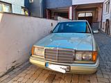 Mercedes-Benz 260 - Mercedes-Benz 260 von privat