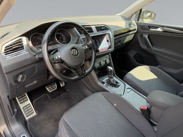Volkswagen Tiguan - 8