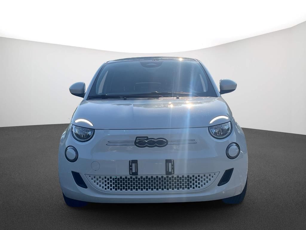 Fiat 500e 42 kwh imagem 3