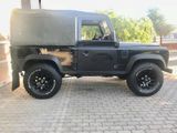 Land Rover DEFENDER 90 SOFT TOP II. HAND / DEUTSCH - Land Rover Defender: Top Soft
