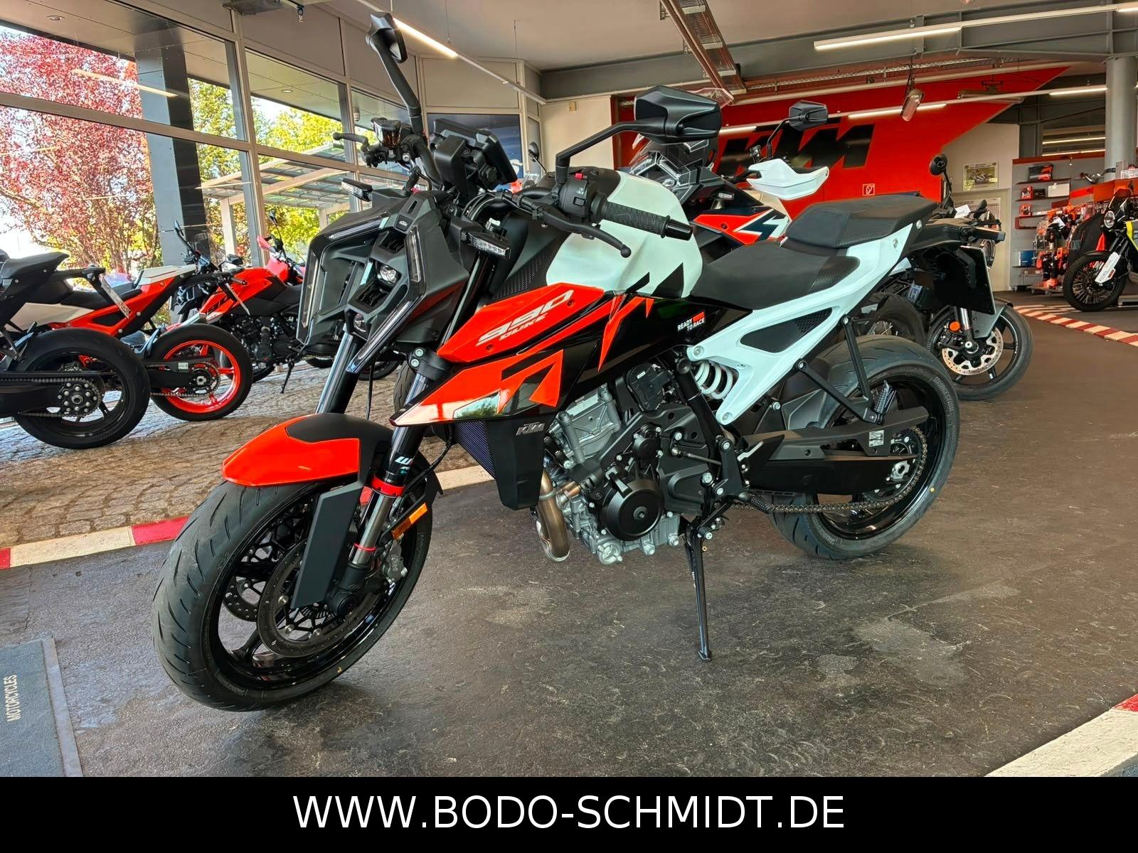 KTM DUKE 990  Tech Pack 0% Aktion