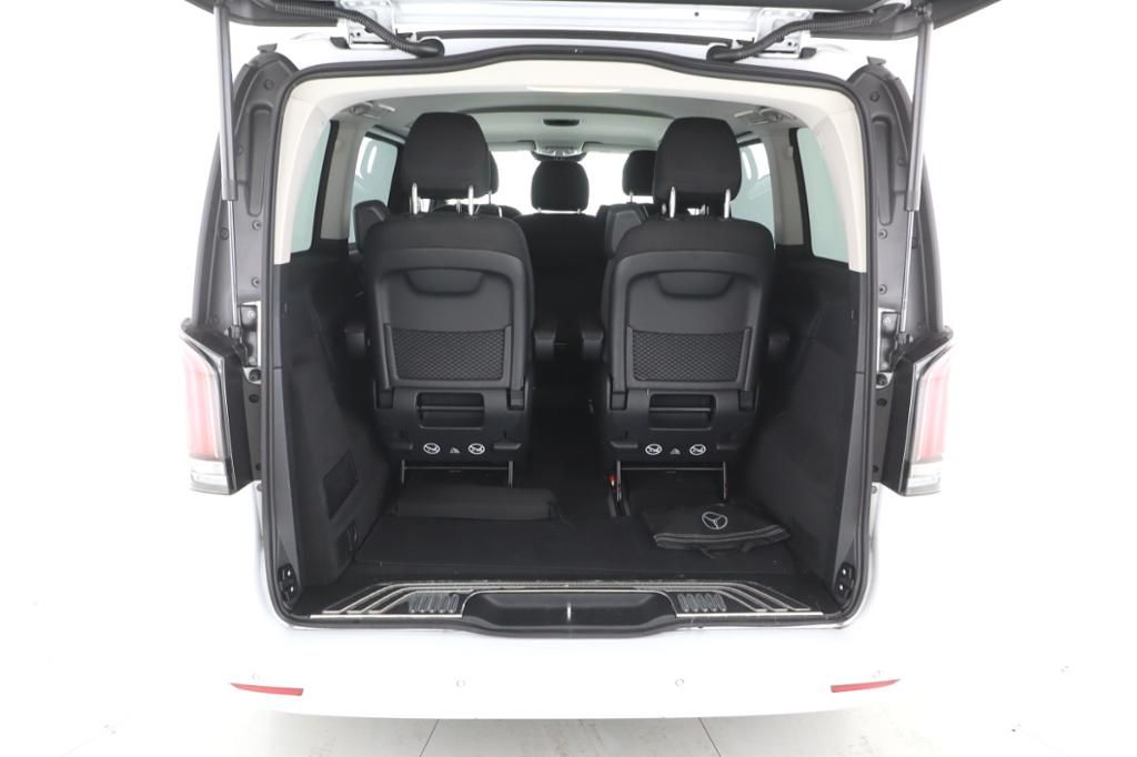 Fahrzeugabbildung Mercedes-Benz V 220 Style kompakt 7 Sitze 2,5t AHK 360° Kamera