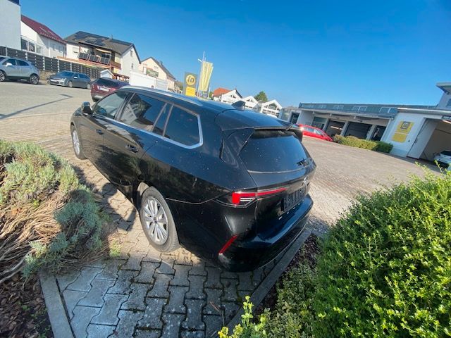 Fahrzeugabbildung Opel Astra L ST 1.5 D Elegance Start/Stop // Navi, RF
