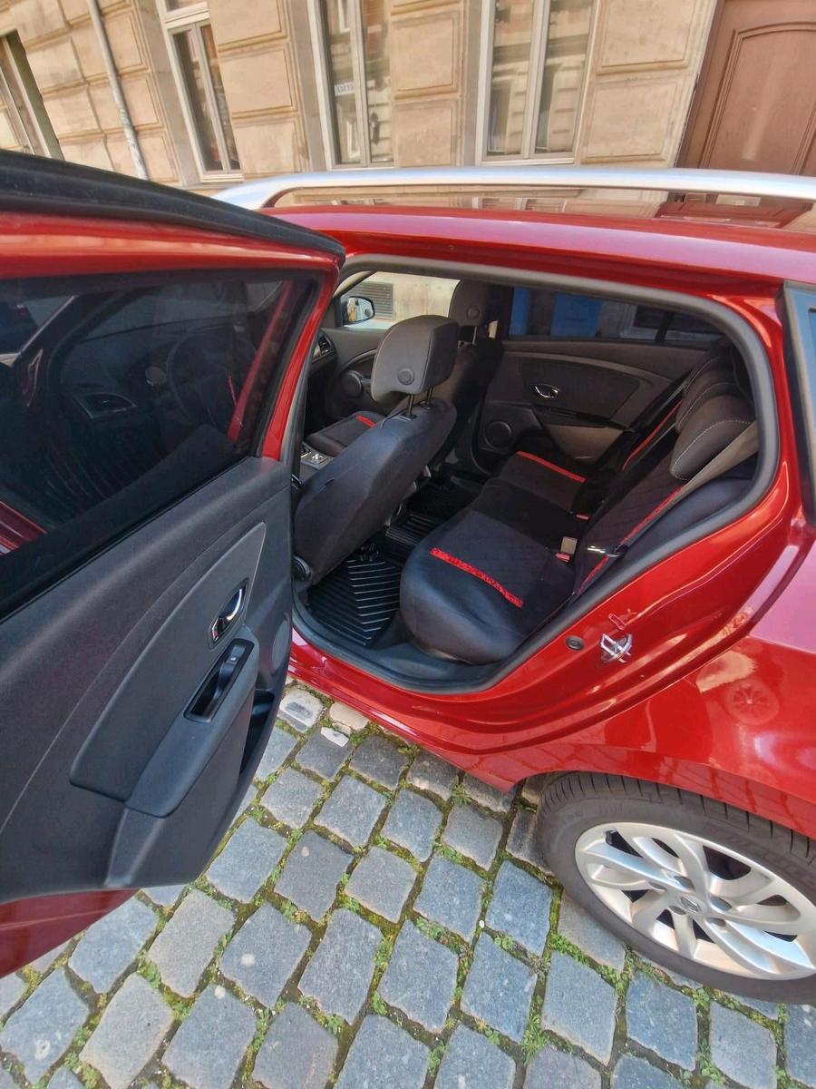 Renault Megane 2014 — photo 9