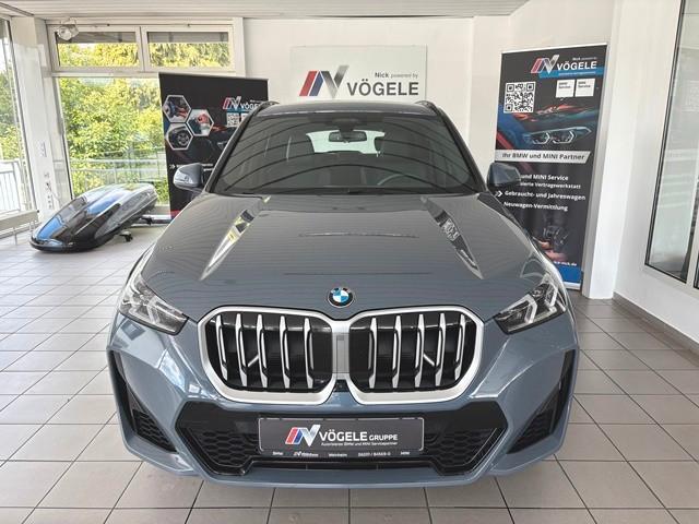 BMW X1 xDrive23i Autom. AHK HEAD-UP 20"LMR M Sportp.