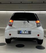 Toyota IQ 1,4-l-D-4D - - Toyota IQ in Düsseldorf