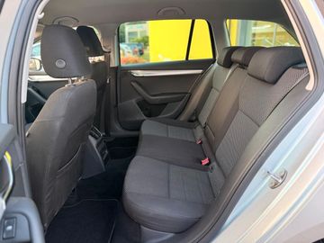 Skoda Octavia - 7