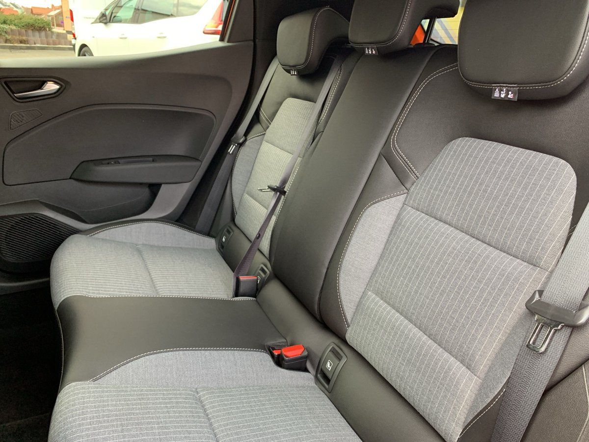 Renault Clio - Bild 11