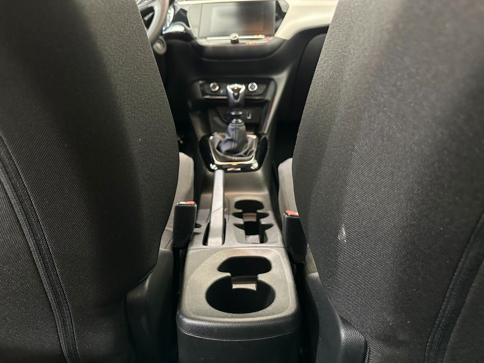 Fahrzeugabbildung Opel Corsa F Edition 1.2T NAVI/PDC/R'CAM/TEMPOMAT