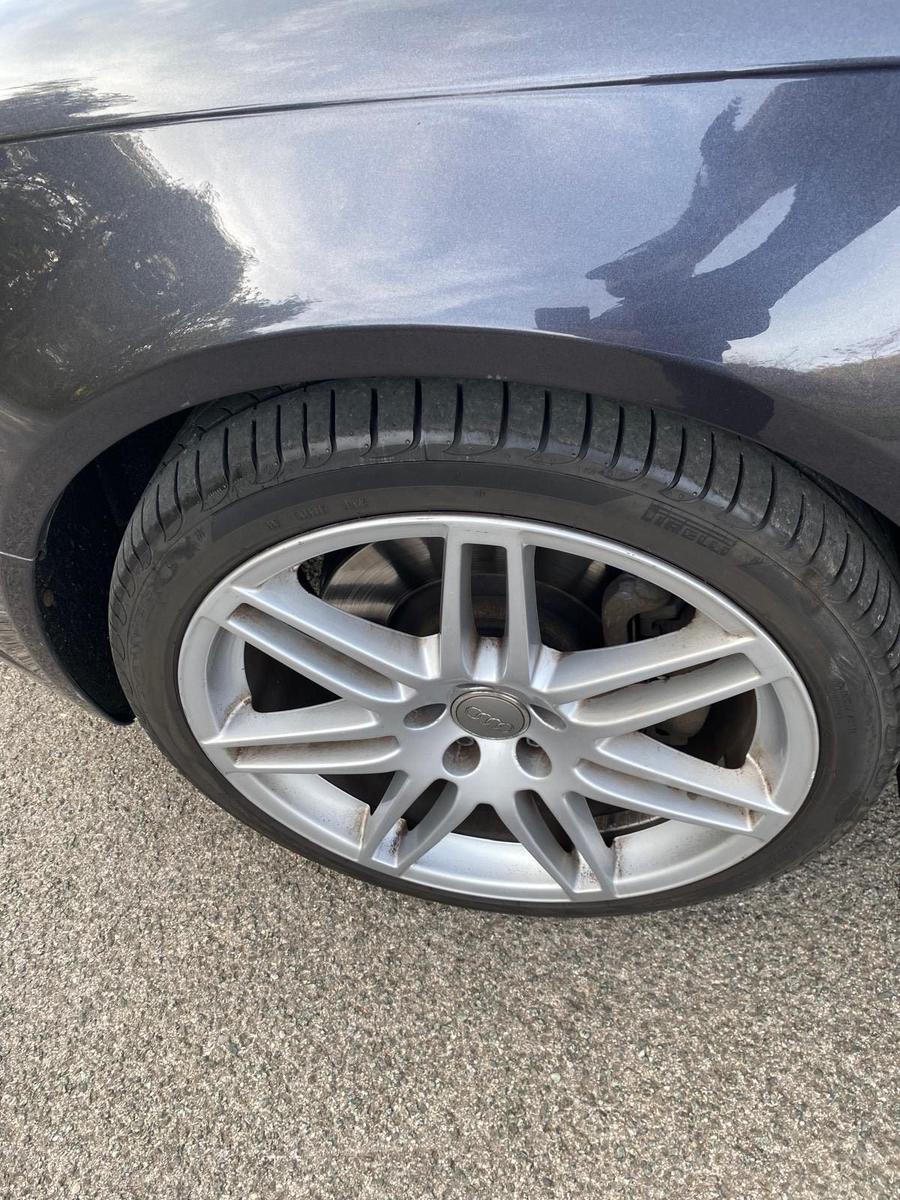Audi A6 2009 — photo 13
