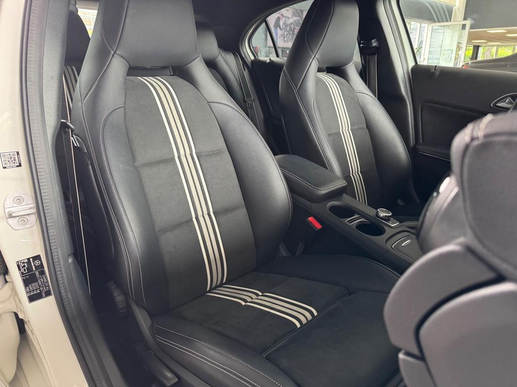 Mercedes-Benz A 220