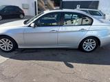 BMW 320i - - BMW 320 aus 2006: 320i