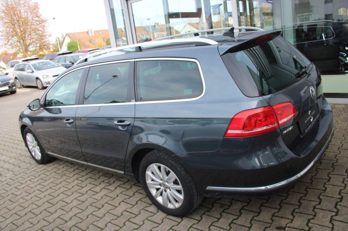 Volkswagen Passat 2012 — photo 7