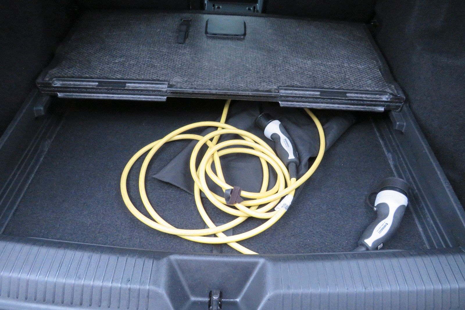 Fahrzeugabbildung Volkswagen ID.5 Pro 128 kW ASSISTENT-PAKET ACC AHK SITZH 1H