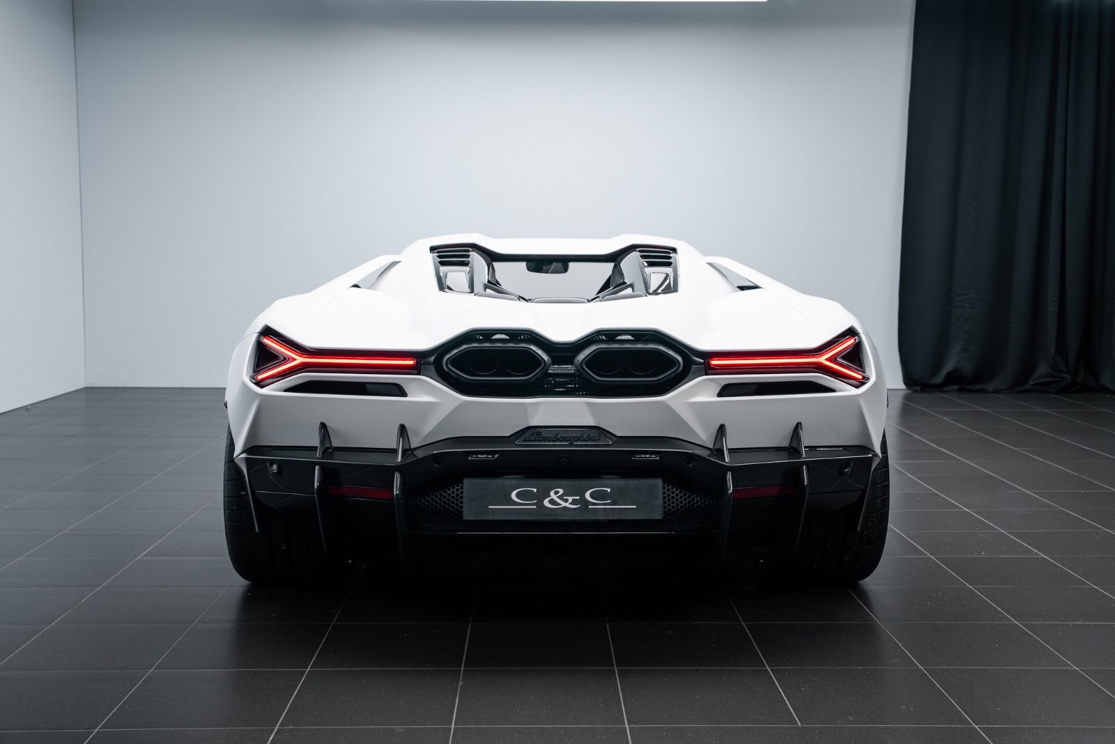 Fahrzeugabbildung Lamborghini REVUELTO CARBON/CAM/PASS DISPLAY