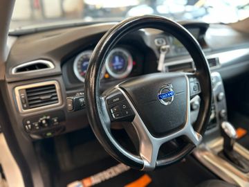 Volvo S80 Lim. D3 Summum *BiXenon*Standh*1.Hand*