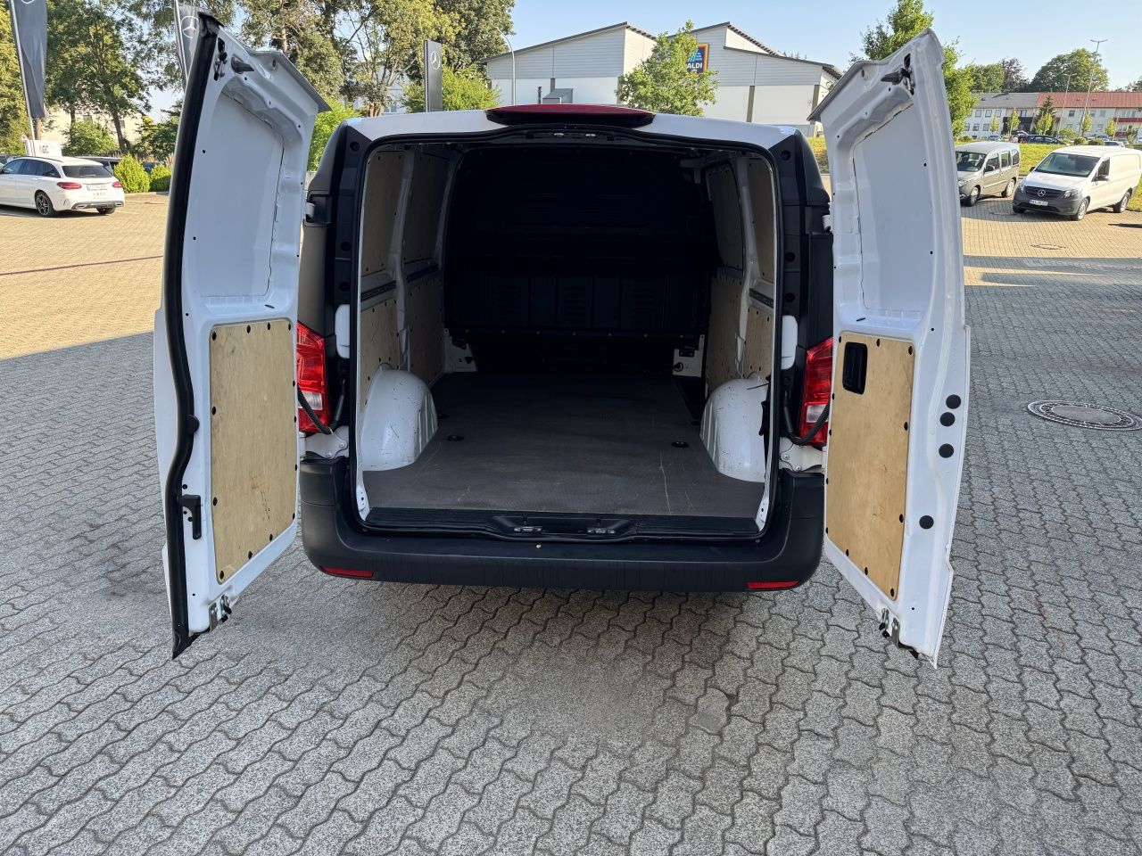 Fahrzeugabbildung Mercedes-Benz Vito 116 CDI KA lang Klima*Tempomat*Hecktüren