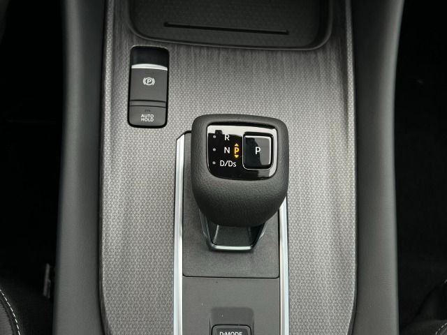 Fahrzeugabbildung Nissan Qashqai 1.3 DIG-T Xtronic Tekna PGD*Bose*MJ26