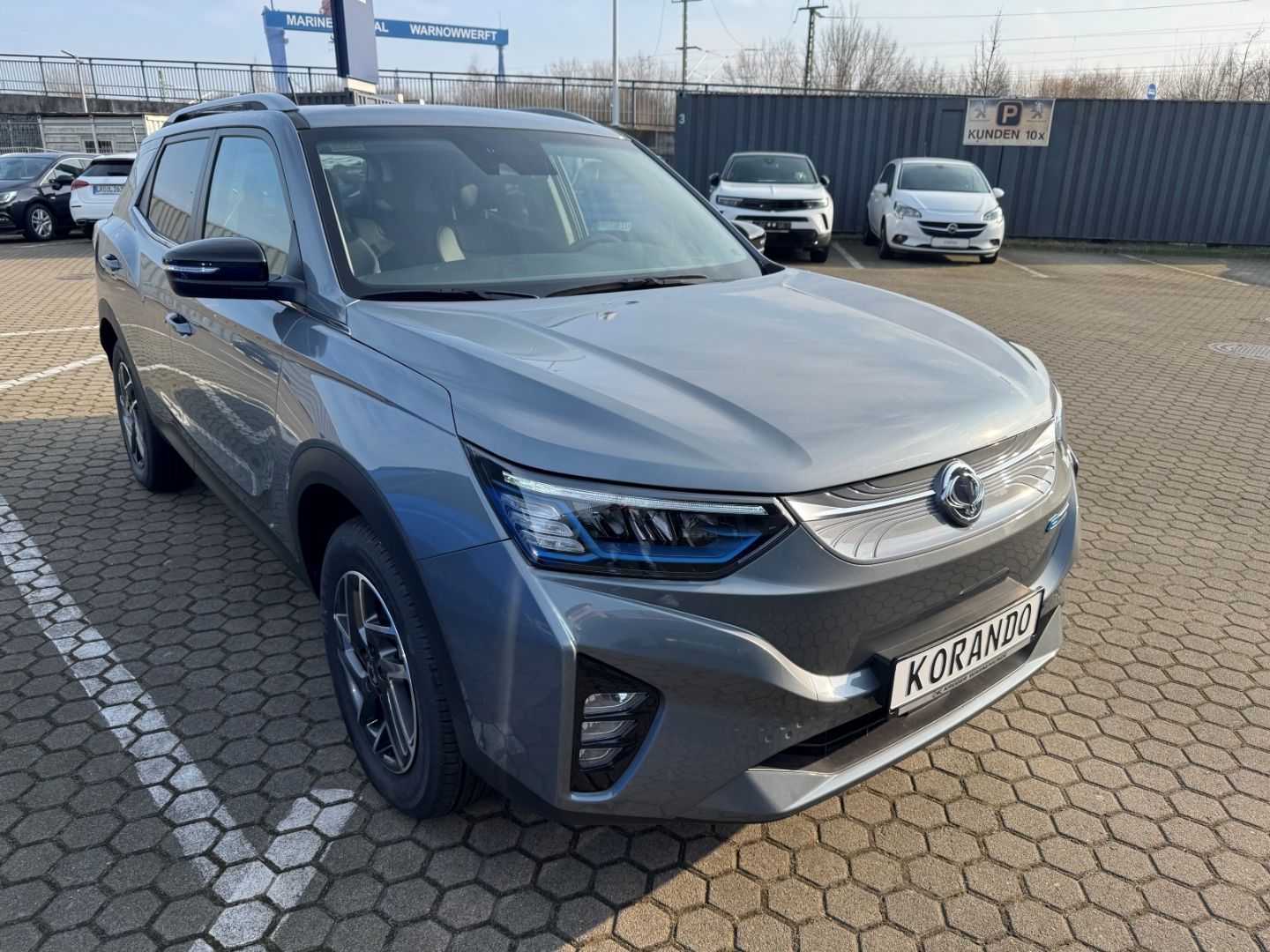 Fahrzeugabbildung KGM Korando E-Motion Titanium Plus in Vollaustattung