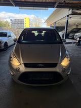 Ford S-Max S-MAX Titanium - Ford S-Max aus 2010: Titanium