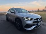 Mercedes-Benz GLA 250 4MATIC DCT - - Mercedes-Benz GLA-Class: Von Privat