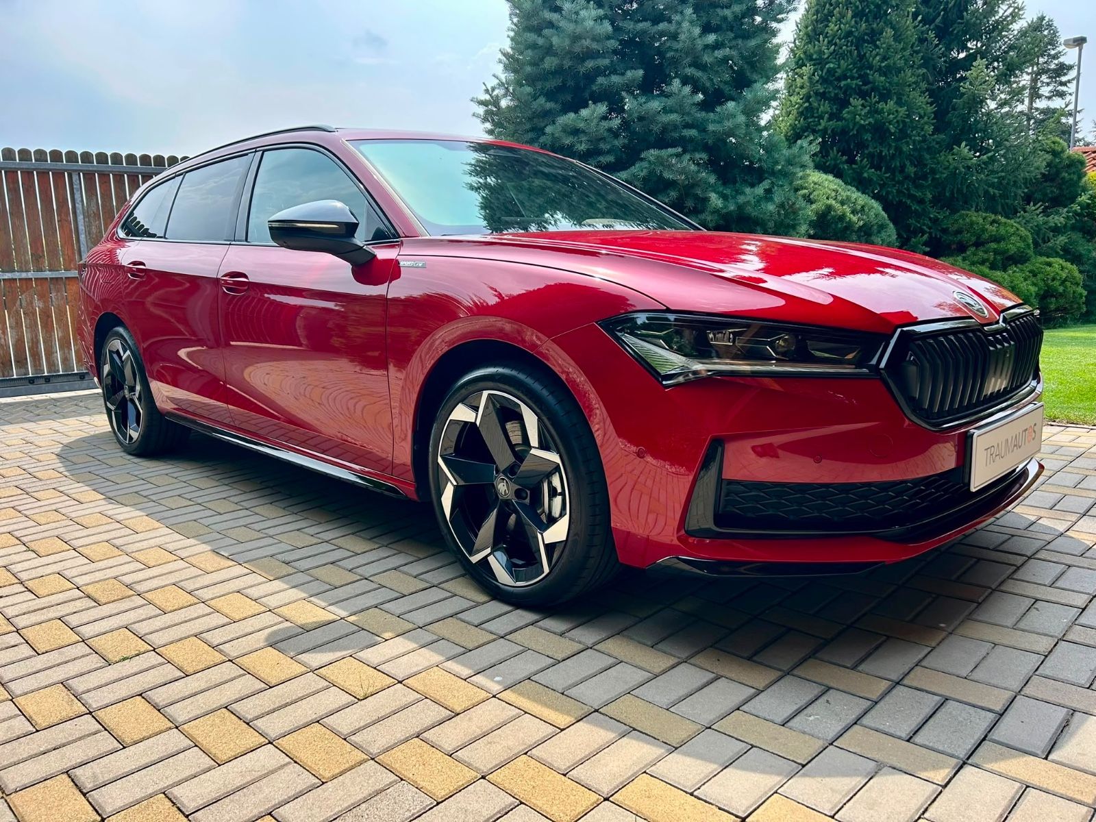 Skoda Superb Kombi 1.5 TSI iV Sportline*AHK*PANO imagem 2