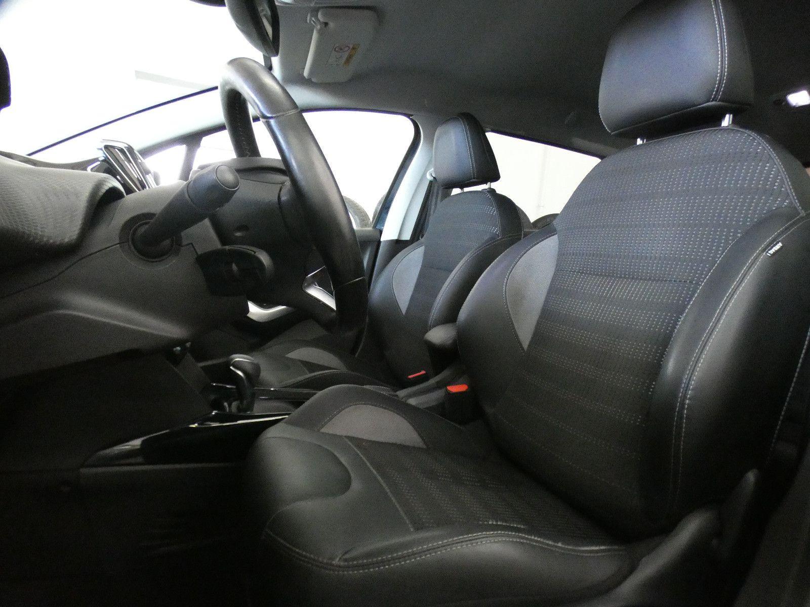 Peugeot 2008 Allure BlueHDI 120 EAT6*NAVI*MIRRIRLINK*PDC
