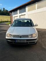 Volkswagen VW golf 4 IV 1.6 - Volkswagen Golf aus 2000: Iv