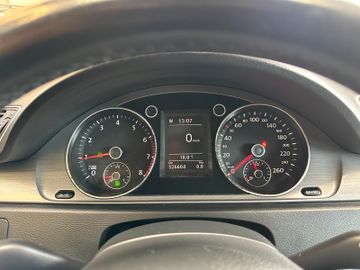 MYAUTOCENTER – Gebraucht- und Jahreswagen mit Werkstattservice in Pfaffenhofen Volkswagen Passat *ACC*NAV*AHK*PDC*SitzHZ*2-ZONEN*TotWinkel