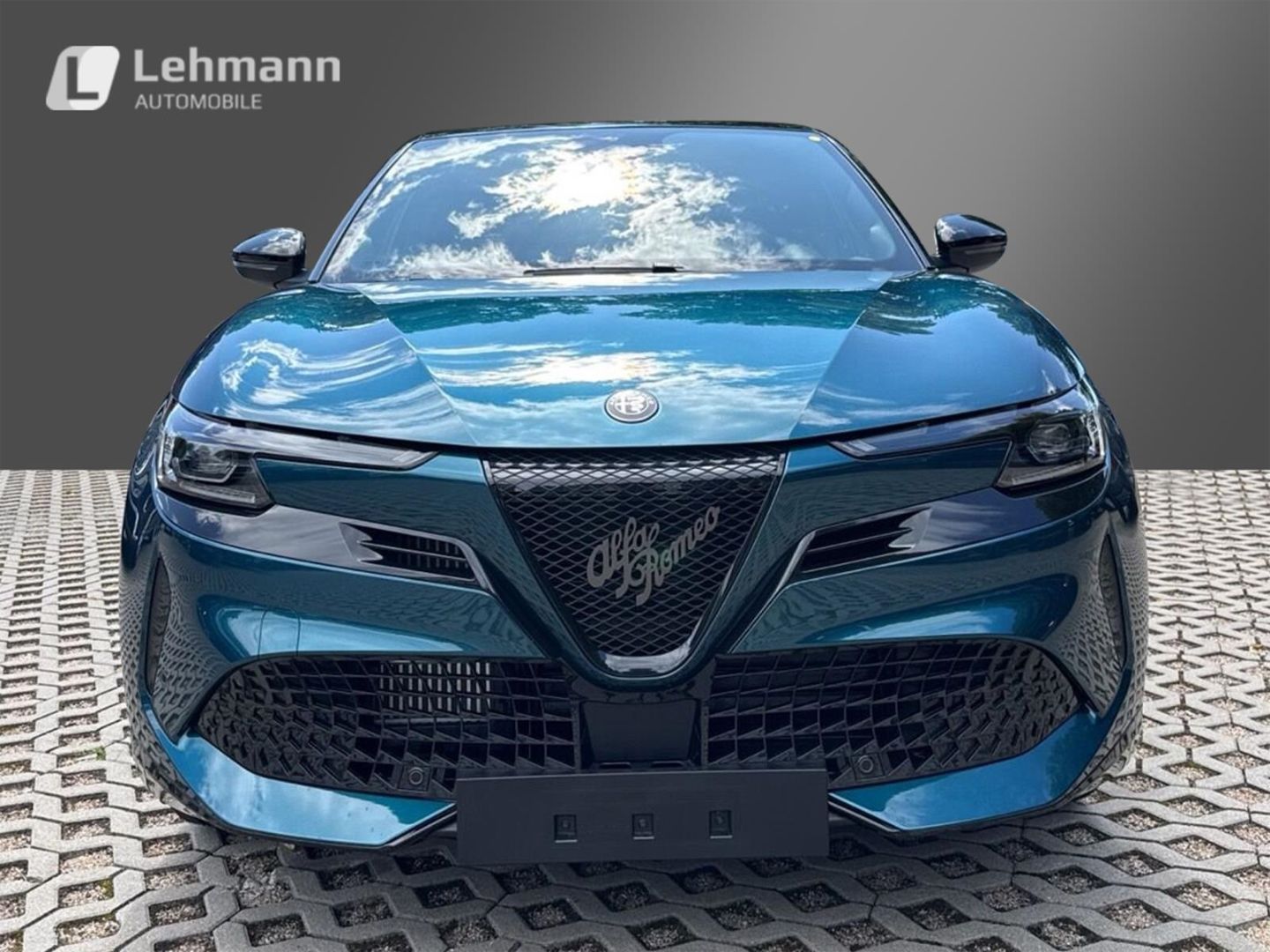 Fahrzeugabbildung Alfa Romeo Junior Ibrida Sport Speciale 1,2 VGT 107kW MY26